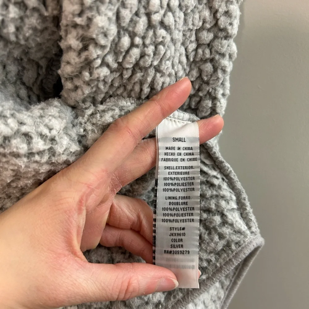 Thread & Supply Light Gray Sherpa Vest - Picture 4 of 4